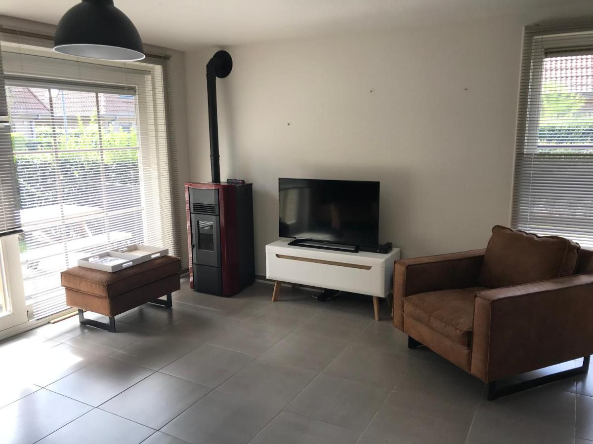 Vakantiehuisje De Panne Vlak Aan Plopsaland En De Zee Extérieur photo