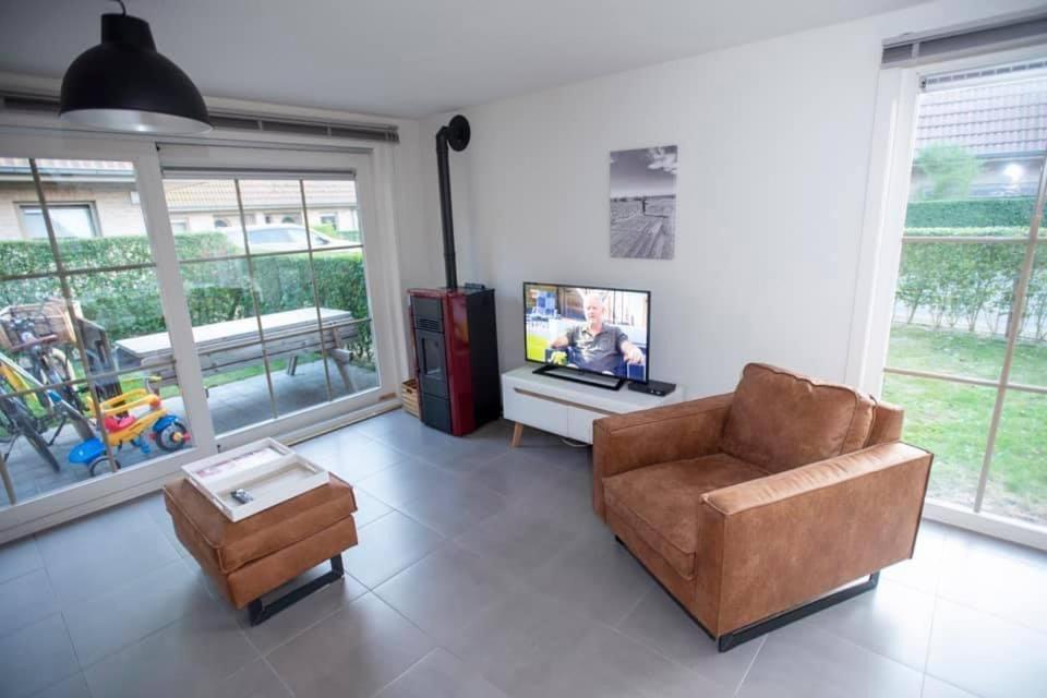 Vakantiehuisje De Panne Vlak Aan Plopsaland En De Zee Extérieur photo