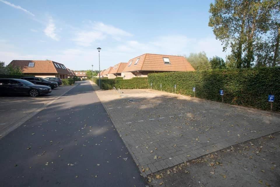 Vakantiehuisje De Panne Vlak Aan Plopsaland En De Zee Extérieur photo